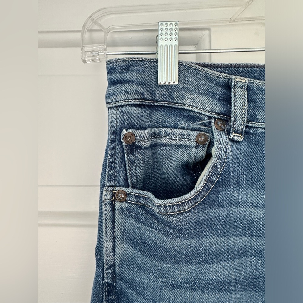 Free People Boyish The Ricky Flared High Waisted Button Fly Jeans in Size 26 - Picture 5 of 13
